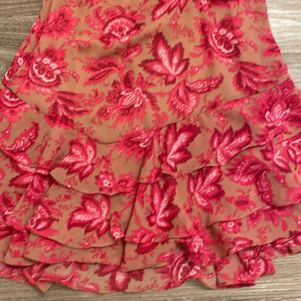 Influencer favorite Christy Dress - Picture 9 of 11
